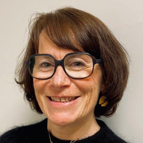 Corine&nbsp;: « Ce que j’ai vraiment apprécié à la Passerelle Digitale, c’est la diversité du groupe, un rythme structuré et exigeant, très proche d’une vraie équipe et vie d’entreprise »